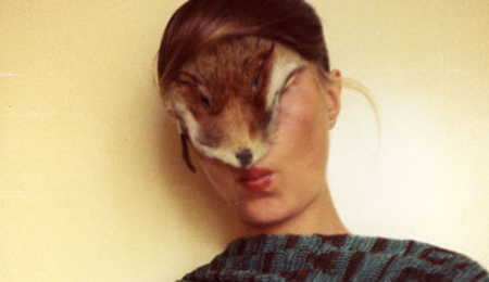 Birgit Jürgenssen, Ohne Titel (Selbst mit Fellchen), 1974/77 © SAMMLUNG VERBUND, Wien, VBK, Wien, 2010