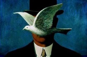 L’Homme au chapeau melon, 1964, oil on canvas, private collection, New York © VBK, Wien, 2005