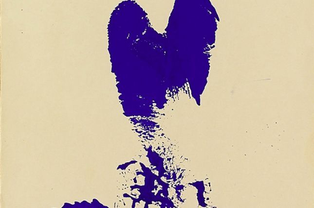 Yves Klein, ANT 37, um 1960, Reines Pigment und Kunstharz auf Papier auf Leinwand, 79 x 29,5 cm © VBK Wien 2012