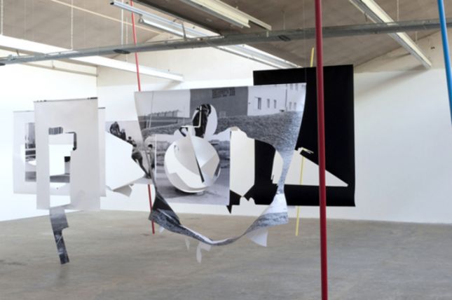 Sofie Thorsen, Spielplastiken, Installation view, Schnitt A-A', Kunsthaus Baselland, 19.05.-17.07.2012. Foto: Viktor Kolibàl © Courtesy the Artist