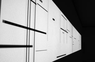 Andrés Ramírez Gaviria, Composition, 2006, software projection, black/white, sound, variable dimensions. © Courtesy the artist Andrés Ramírez Gaviria, Composition, 2006, software projection, black/white, sound, variable dimensions. © Courtesy the artist